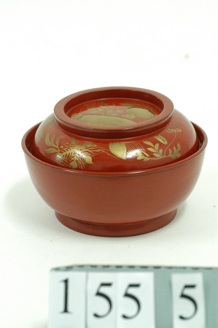 朱地花卉紋蒔繪蓋碗 (共1張)