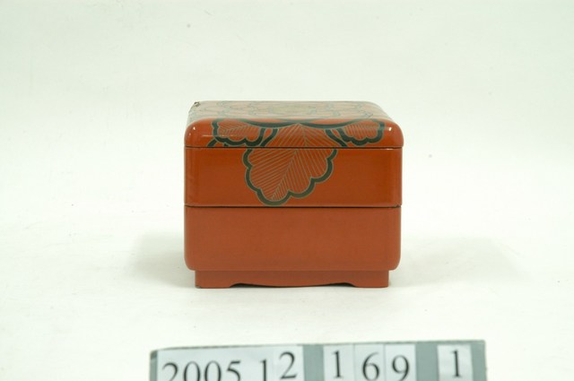 朱地彩繪菊紋雙層漆盒 (共5張)