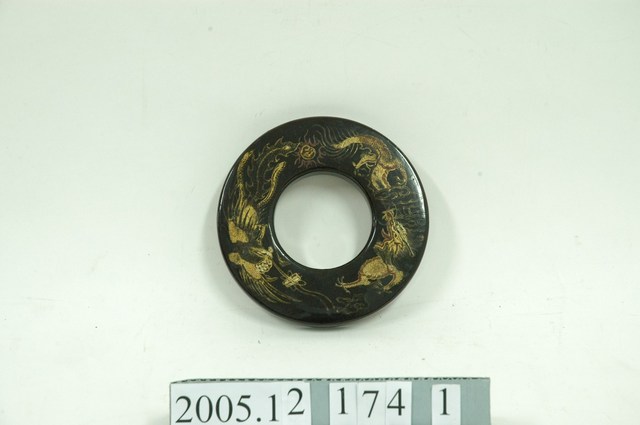 黑地描金龍鳳戲珠環形漆盒上蓋 (共2張)