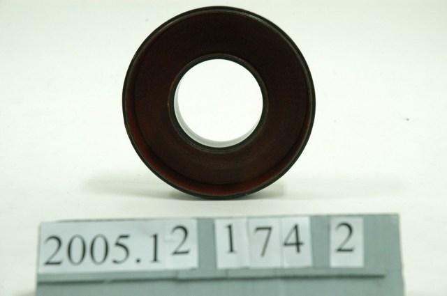 黑地描金龍鳳戲珠環形漆盒下盒 (共2張)