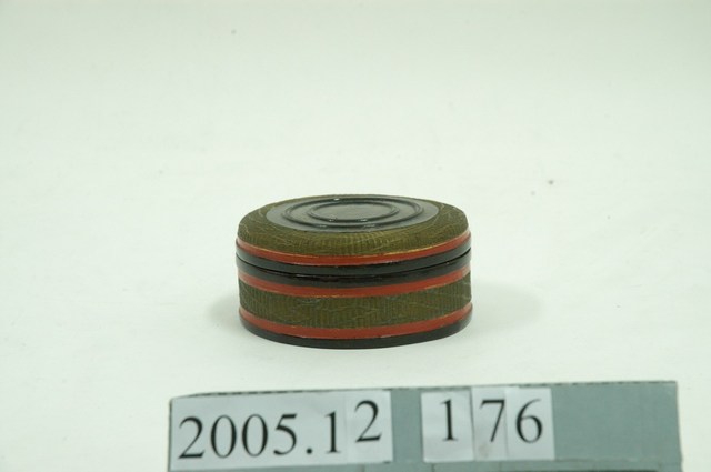 竹編描金圓漆盒 (共1張)