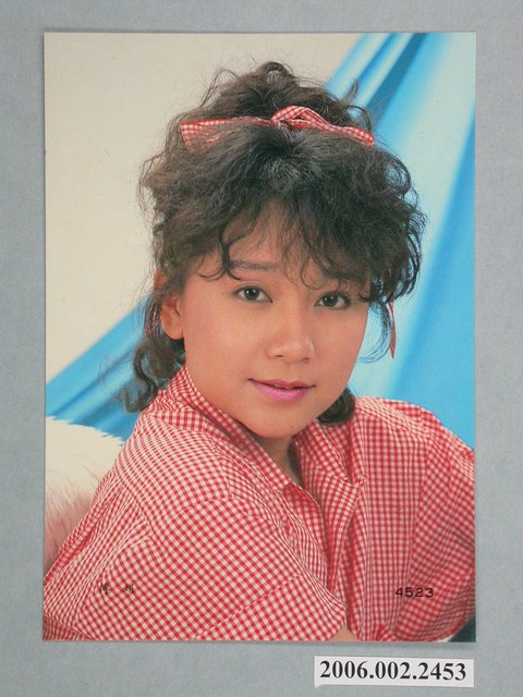 傅娟明星照片小卡 (共1張)