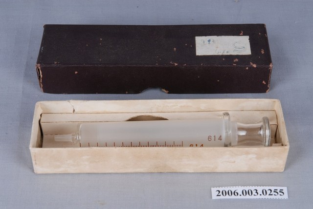 玻璃注射筒 (共2張)