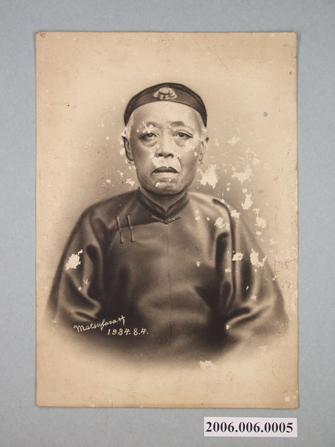 半身男祖先畫像 (共1張)