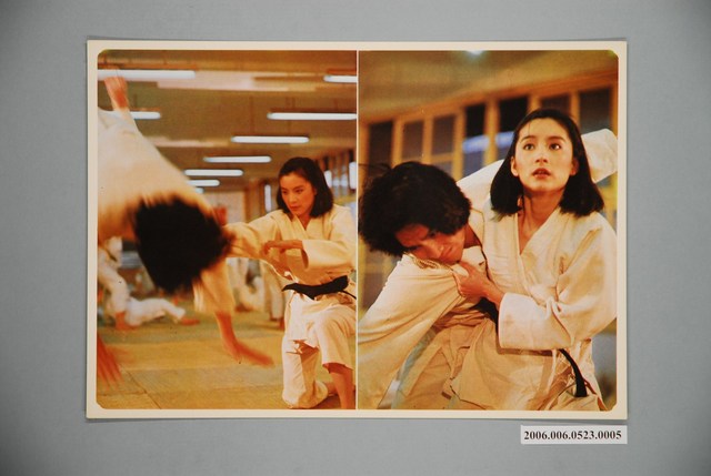 《槍口下的小百合》電影宣傳劇照 (共1張)