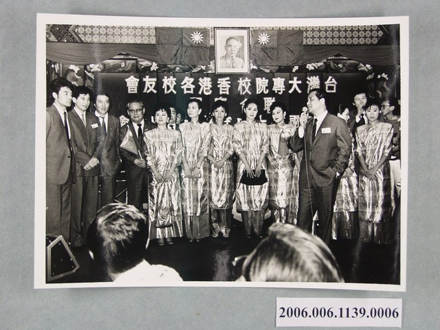 74年影視界香港訪問團照片 06 (共1張)