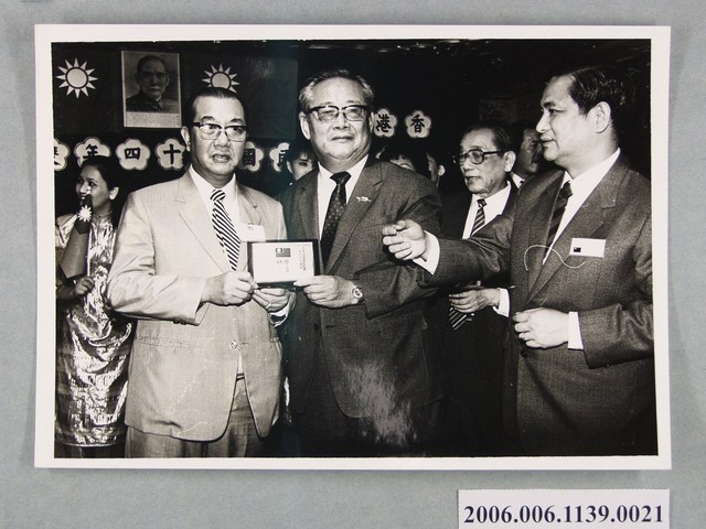 74年影視界香港訪問團照片 21 (共1張)