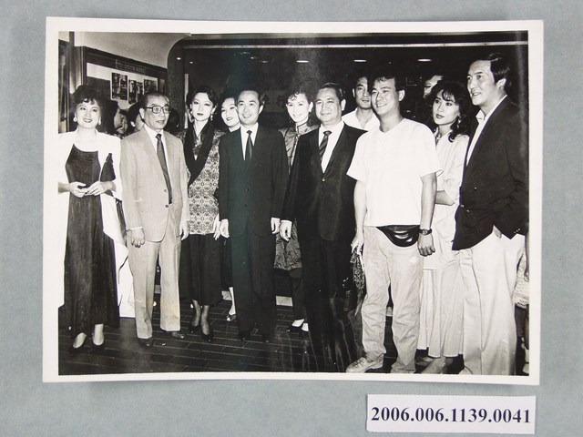 74年影視界香港訪問團照片 41 (共1張)