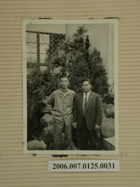 2名男子合照 (共1張)