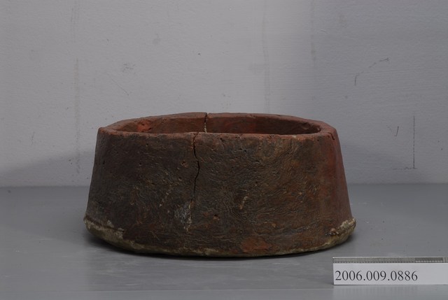 紅磚胎圓體飼料槽 (共2張)