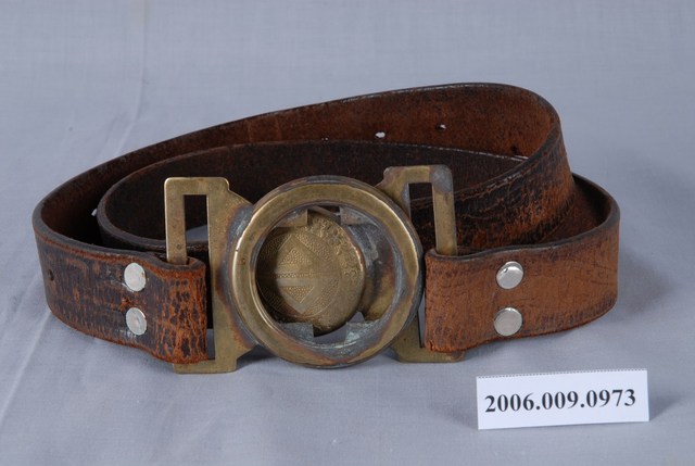 日治時期小學教員皮帶 (共2張)