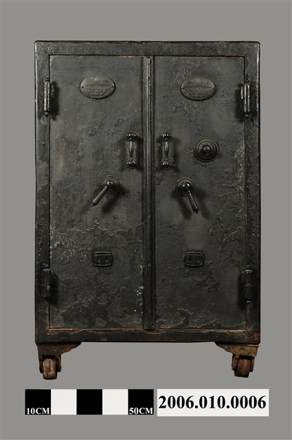 太平鐵櫃行保險箱 (共6張)