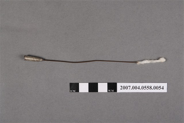 耳鼻喉科螺柄捲棉棒含棉花 (共4張)