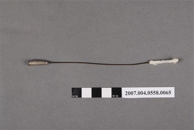 耳鼻喉科螺柄捲棉棒含棉花 (共4張)