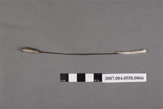 耳鼻喉科螺柄捲棉棒含棉花 (共4張)