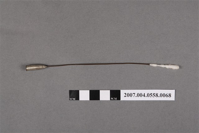 耳鼻喉科螺柄捲棉棒含棉花 (共4張)