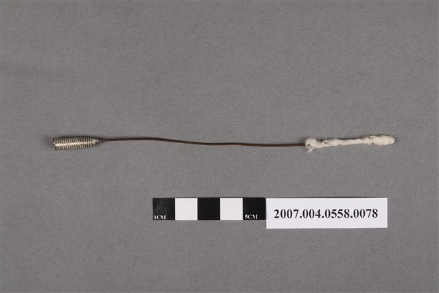 耳鼻喉科螺柄捲棉棒含棉花 (共4張)