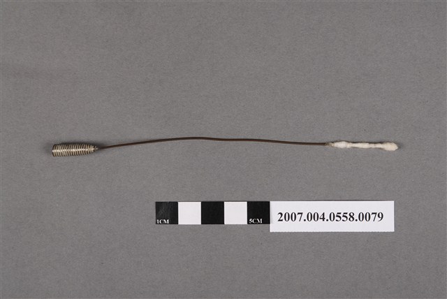 耳鼻喉科螺柄捲棉棒含棉花 (共4張)