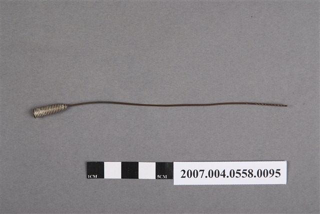 耳鼻喉科螺柄捲棉棒 (共4張)