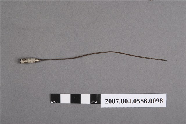 耳鼻喉科螺柄捲棉棒 (共4張)