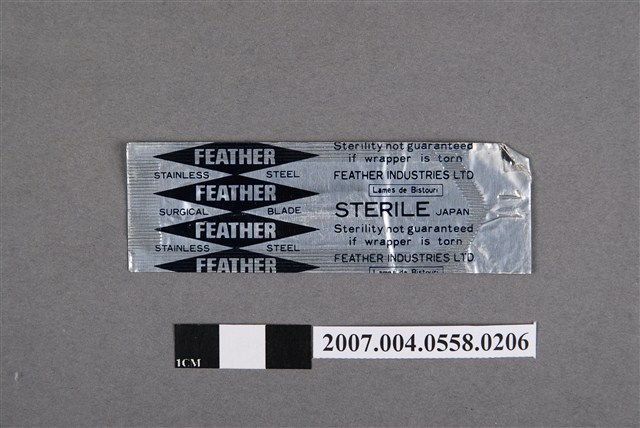 日本製FEATHER不鏽鋼11號無菌手術刀片 (共4張)