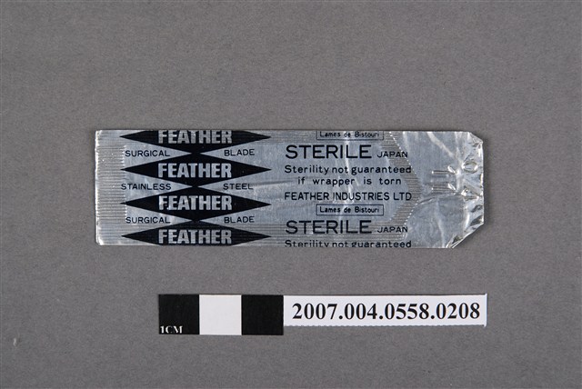 日本製FEATHER不鏽鋼11號無菌手術刀片 (共4張)