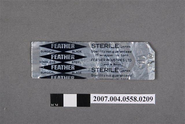 日本製FEATHER不鏽鋼11號無菌手術刀片 (共4張)