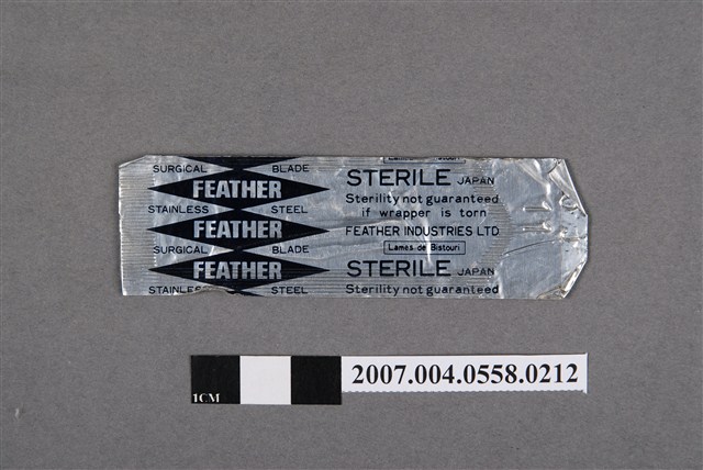 日本製FEATHER不鏽鋼11號無菌手術刀片 (共4張)