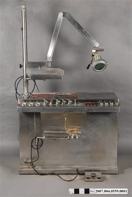 耳鼻喉科診療台 (共6張)