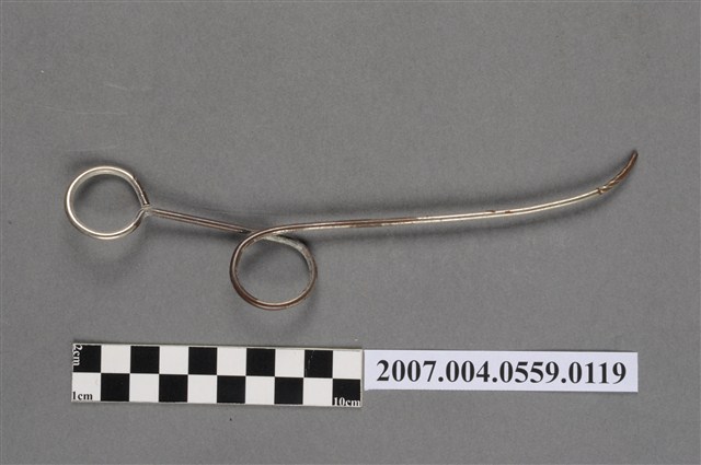 耳鼻喉科咽喉用捲棉棒 (共4張)