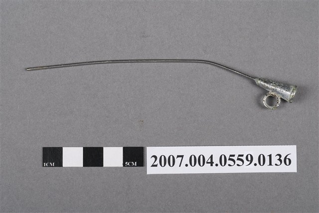 耳鼻喉科吸引管 (共4張)