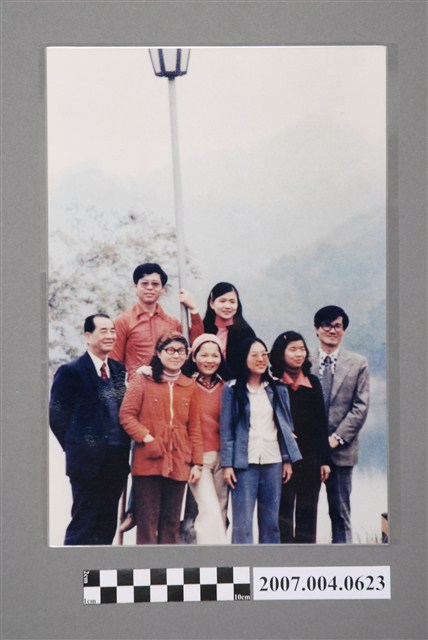 陳拱北與學生合照 (共2張)