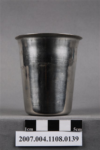 日本製KKK牙科不鏽鋼漱口杯 (共5張)