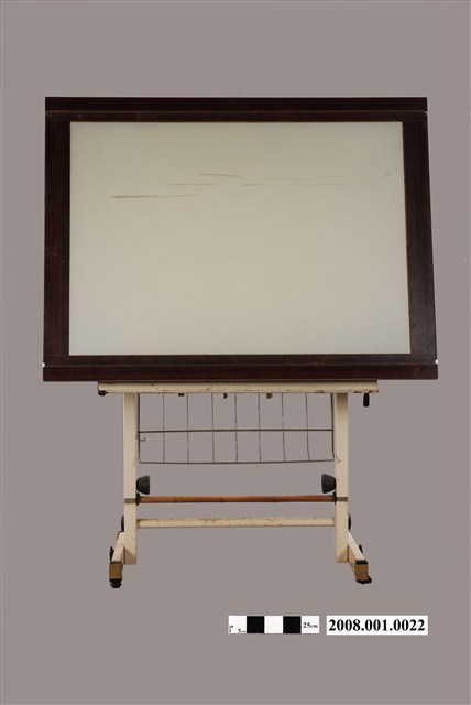 光桌與製圖架組 (共5張)