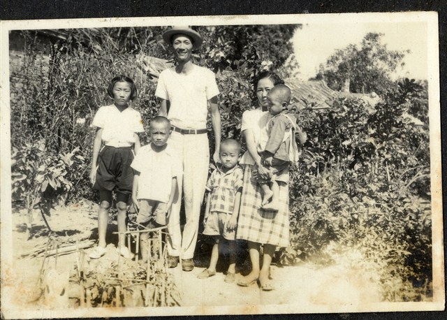 陸季盈全家福 (共2張)