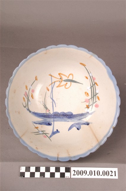 臺灣鶯歌產花卉蝴蝶紋碗 (共4張)