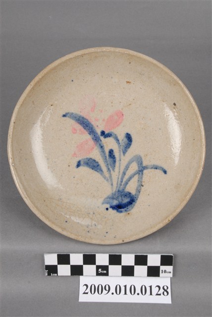 手繪粉紅釉花卉紋圓盤 (共4張)