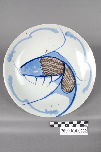 手繪白瓷青花釉裡紅魚紋圓盤 (共4張)