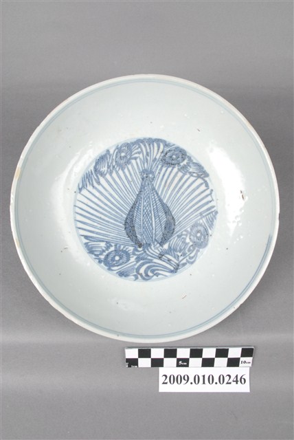 青花彩繪孔雀紋盤 (共7張)