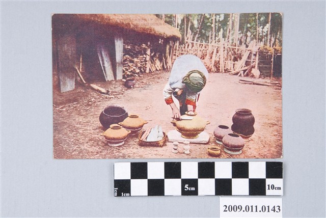 阿美族婦女的陶器製作 (共3張)