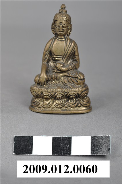 金屬製釋迦牟尼佛神像 (共5張)