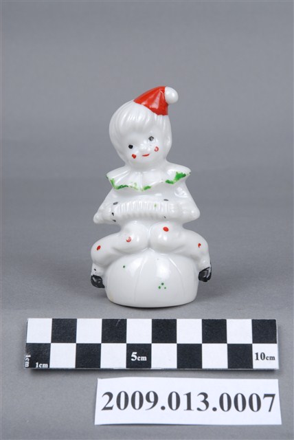 彩釉小丑裝孩童瓷偶 (共5張)