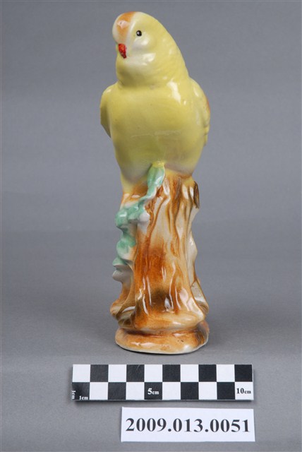 臺灣鶯歌窯鸚鵡裝飾陶瓷 (共5張)