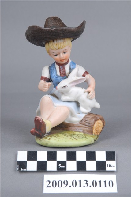 彩繪女孩與兔子陶瓷玩偶 (共5張)