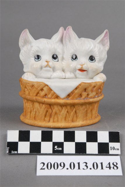 彩繪籃中雙貓造型擺飾 (共5張)