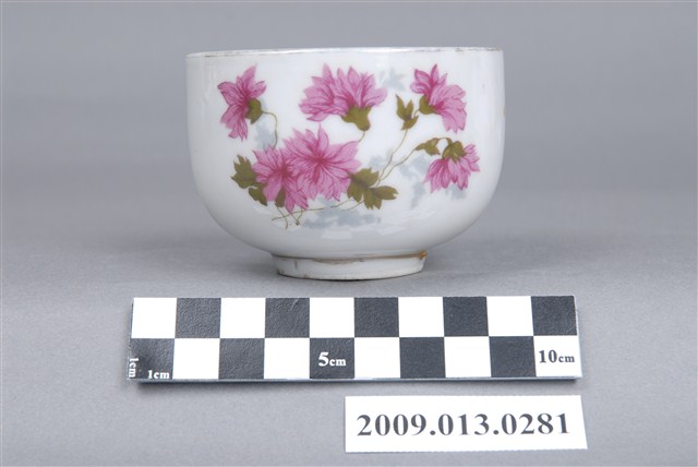 轉印花卉紋茶杯 (共9張)