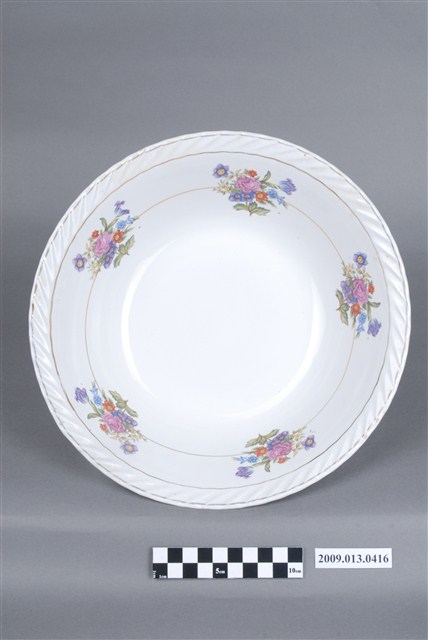 彩釉轉印花束紋大碗 (共9張)