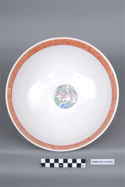 珊瑚紅獅子牡丹紋大碗 (共11張)