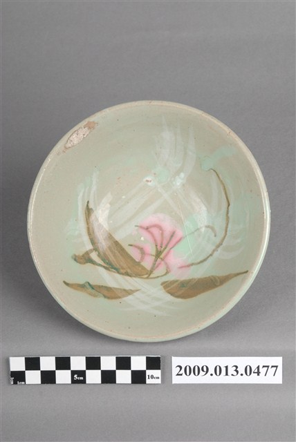 彩繪花卉紋碗 (共8張)