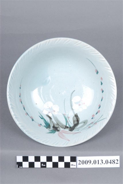 彩繪花卉紋碗 (共8張)